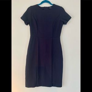 Brooks Brothers Navy Suit Dress Stretchy Size 4 Viscose Blend Fitted Tailored